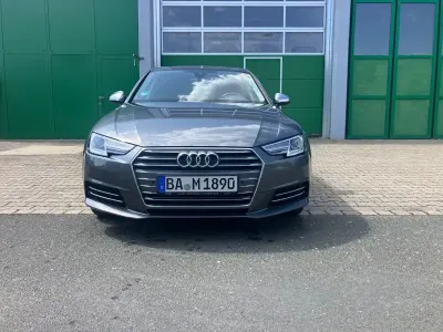 Gebraucht Audi A4 Sport 150 PS (110 kW) 2017 Grau Limousine