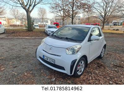 Gebraucht Toyota iQ Basis 68 PS (50 kW) 2009 Weiß Kleinwagen