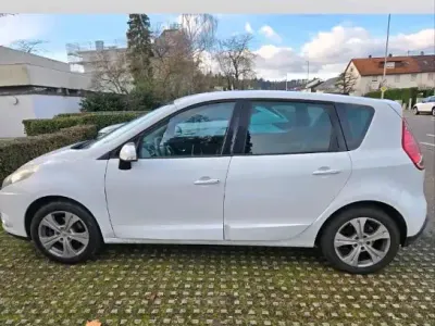 Gebraucht Renault Scénic 110 PS (80 kW) 2026 Weiß Van / Kleinbus