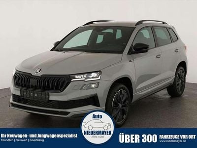 Graphitegrau metallic Gebraucht 2025 Skoda Karoq Selection SUV | 34.495 € (Fairer Preis)