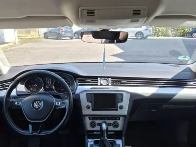 Gebraucht VW Passat Business 150 PS (110 kW) 2016 Grau Kombi