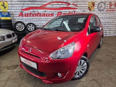 Gebraucht Mitsubishi Space Star Classic Collection 71 PS (52 kW) 2014 Rot Van / Kleinbus