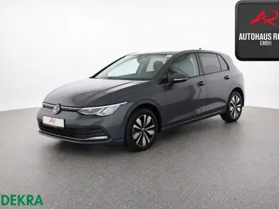 Gebraucht VW Golf VIII Move 150 PS (110 kW) 2023 Grau Limousine