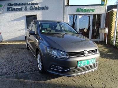 Gebraucht VW Polo LOUNGE 60 PS (44 kW) 2015 Grau Limousine