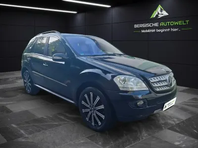 Brugt Mercedes ML500 387 HK (284 kW) 2008 Sort SUV