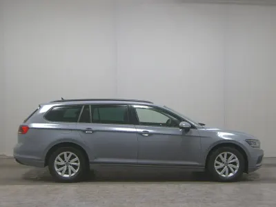Używany VW Passat 150 KM (110 kW) 2023 Szary Kombi