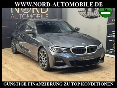 Gebraucht BMW 320 M Sport 190 PS (139 kW) 2022 Grau Limousine