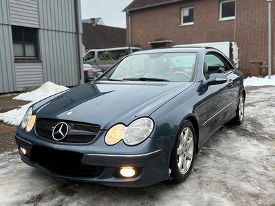 Grau Gebraucht 2006 Mercedes CLK280 Coupé | 3.950 € (Fairer Preis)