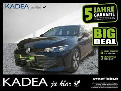 Gebraucht VW Passat 150 PS (110 kW) 2025 Grenadillschwarz metallic Kombi