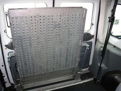 Rot Gebraucht 2019 Ford Transit Trend Kombi | 16.990 € (Fairer Preis)