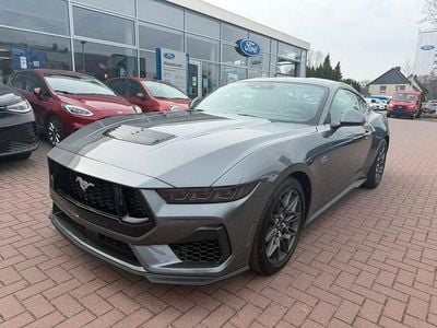 Neu Ford Mustang GT Fastback 446 PS (328 kW) 2026 Grau