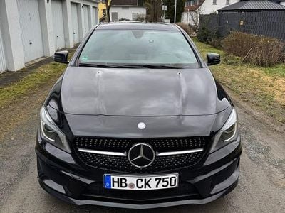 Gebraucht Mercedes CLA220 Shooting Brake AMG 177 PS (130 kW) 2015 Schwarz Kombi