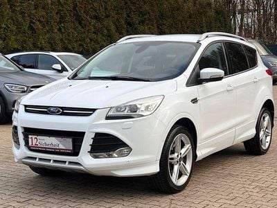 Gebraucht Ford Kuga Individual 180 PS (132 kW) 2015 Weiß SUV