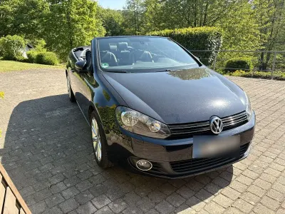 Gebraucht VW Golf 105 PS (77 kW) 2011 Schwarz Cabrio