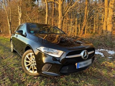 Gebraucht Mercedes A250 218 PS (160 kW) 2022 Schwarz Limousine