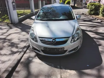Second-hand Opel Corsa Edition 90 CP (66 kW) 2009 Argintiu Hatchback