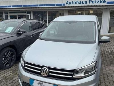 Gebraucht VW Caddy Comfortline 125 PS (91 kW) 2016 Reflexsilber Van / Kleinbus