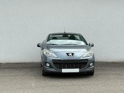 Gebraucht Peugeot 207 CC Premium 120 PS (88 kW) 2009 Grau Cabrio