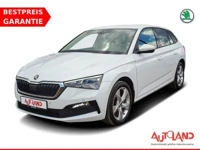 Gebraucht Skoda Scala 150 PS (110 kW) 2024 Weiß Kleinwagen