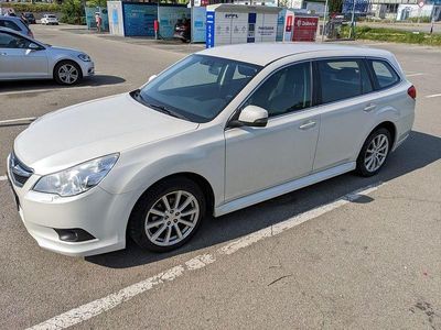 Gebraucht Subaru Legacy 167 PS (122 kW) 2012 Weiß Kombi