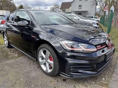 Gebraucht VW Golf VII GTI 245 PS (180 kW) 2018 Deep black perleffekt (metallic) Kleinwagen