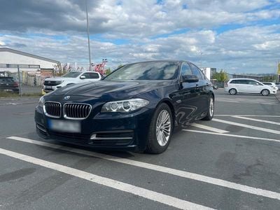 Second-hand BMW 530 258 CP (189 kW) 2015 Albastru Berlinǎ