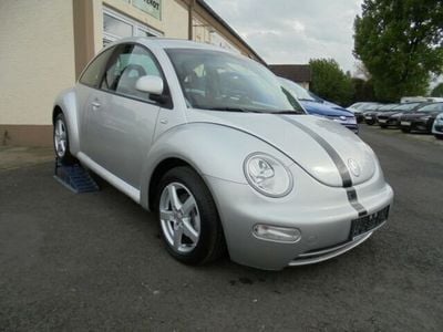 Gebraucht VW Beetle 101 PS (74 kW) 2000 Silber metallic