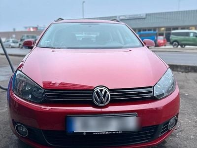 Gebraucht VW Golf V Comfortline 122 PS (89 kW) 2009 Rot Kombi