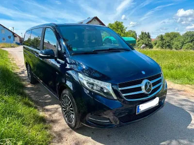 Gebraucht Mercedes V250 Avantgarde 190 PS (139 kW) 2016 Blau Van / Kleinbus