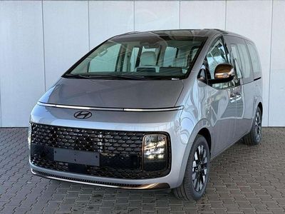 Neu Hyundai Staria 224 PS (164 kW) 2025 Shimmering silver metallic Van / Kleinbus