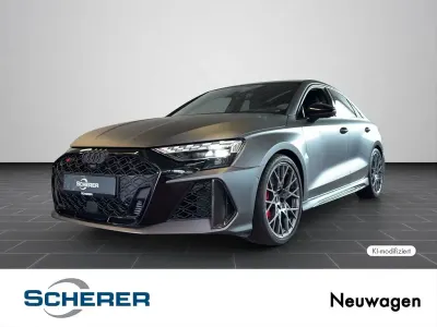 Neu Audi RS3 Sport 400 PS (294 kW) 2026 Grau Limousine