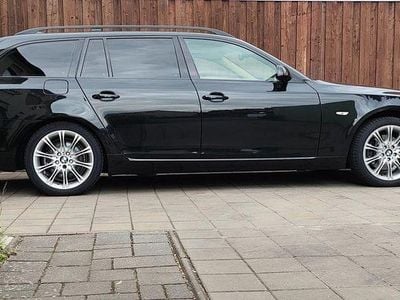 Gebraucht BMW 530 Sport Line 235 PS (172 kW) 2007 Schwarz Limousine