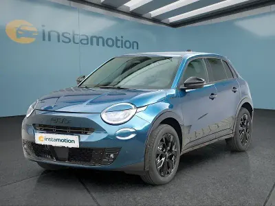 Neu Fiat 600 Sport 145 PS (106 kW) 2026 Grün SUV