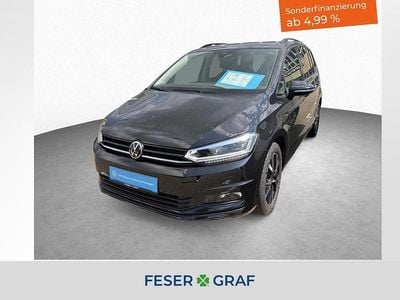 Second-hand VW Touran Highline 150 CP (110 kW) 2022 Negru Monovolum