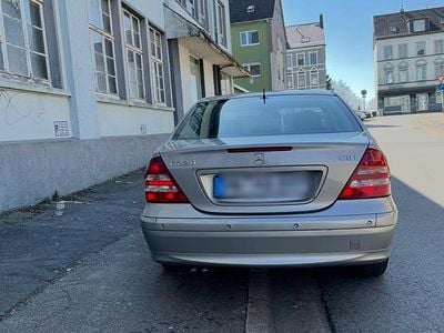 Mercedes C220