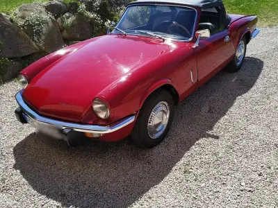 Gebraucht Triumph Spitfire 69 PS (50 kW) 1972 Rot Cabrio