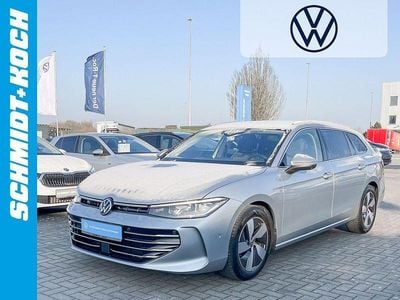 Gebraucht VW Passat Elegance 193 PS (141 kW) 2025 Silber Limousine