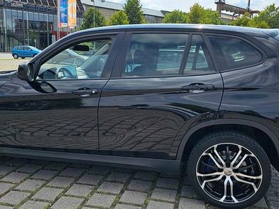 Gebraucht BMW X1 163 PS (119 kW) 2012 Schwarz SUV