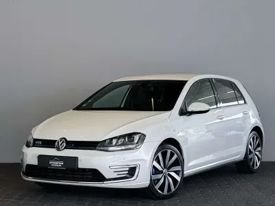 Gebraucht VW Golf VII GTE 150 PS (110 kW) 2016 Weiß Limousine