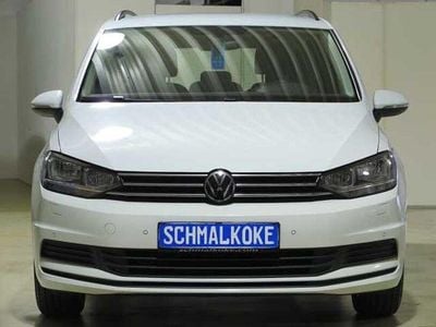 Gebraucht VW Touran Comfortline 122 PS (89 kW) 2021 Pure white Van / Kleinbus