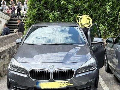 Usata BMW 225 Active Tourer iPerformance 224 CV (164 kW) 2020 Grigio Monovolume