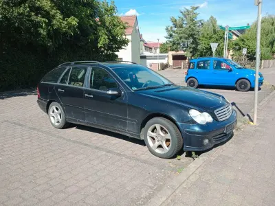 Gebraucht Mercedes C220 150 PS (110 kW) 2006 Schwarz Kombi