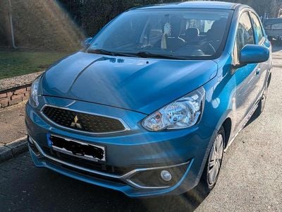Blau Gebraucht 2017 Mitsubishi Space Star Diamant Edition Kleinwagen | 3.950 € (Fairer Preis)