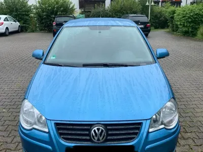 Używany VW Polo 75 KM (55 kW) 2005 Niebieski Hatchback