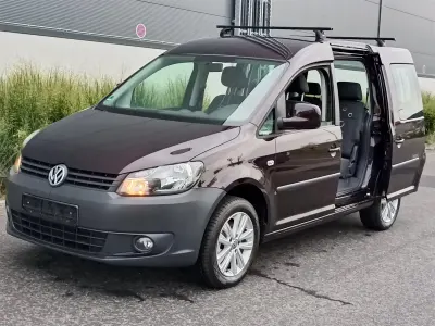 Gebraucht VW Caddy 105 PS (77 kW) 2011 Violet Van / Kleinbus