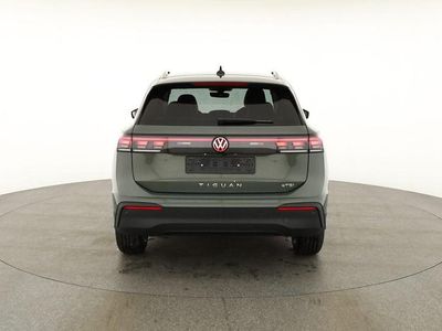 Usata VW Tiguan Life 150 CV (110 kW) 2024 Verde SUV