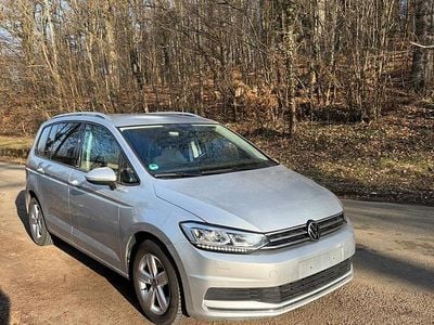Silber Gebraucht 2020 VW Touran United Van / Kleinbus | 17.500 € (Guter Preis)