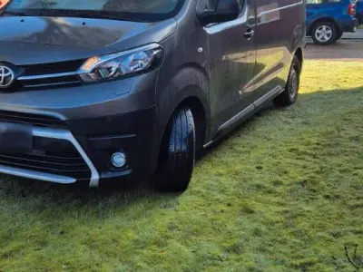 Gebraucht Toyota Proace 120 PS (88 kW) 2020 Grau Van / Kleinbus