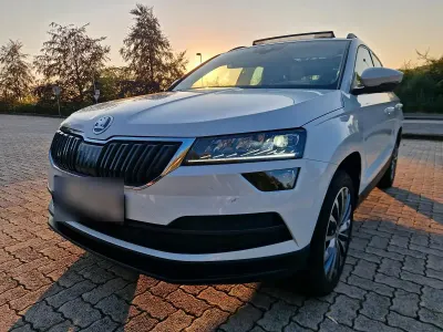 Gebraucht Skoda Karoq 150 PS (110 kW) 2019 Weiß SUV