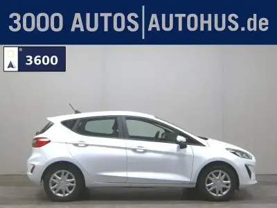 Gebraucht Ford Fiesta Cool & Connect 75 PS (55 kW) 2020 Frost weiss (metallic) Kleinwagen
